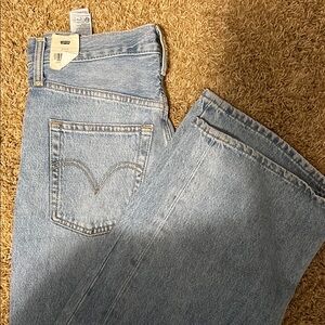 Levi's Classic Light Blue Jeans